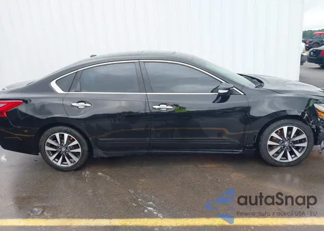 2017 Nissan Altima 2.5/S/Sv/Sl/Sr из США, поврежденный, VIN 1N4AL3AP3HC122781